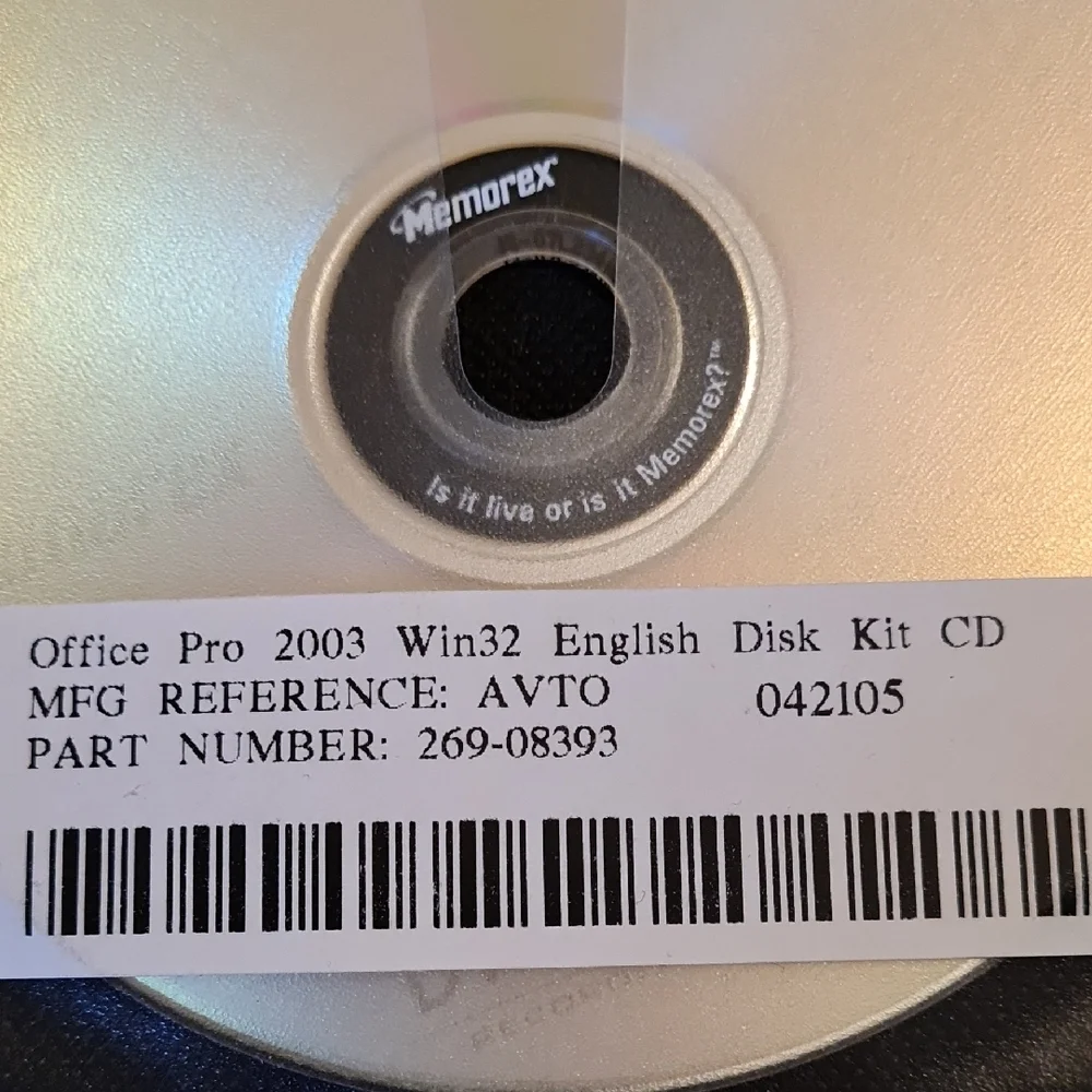 Microsoft Office Pro 2003 CD with Black Case